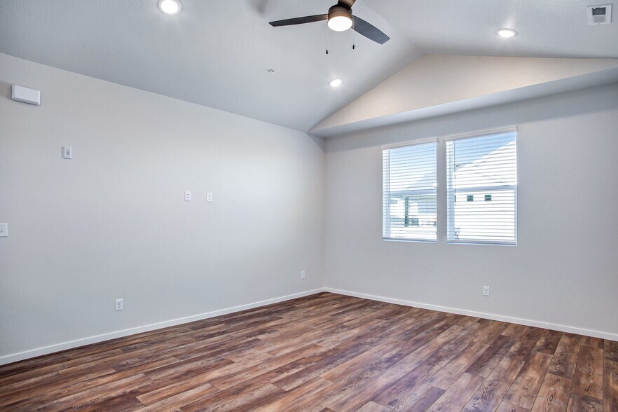 Building Photo - 1788 Iron Wheel Dr