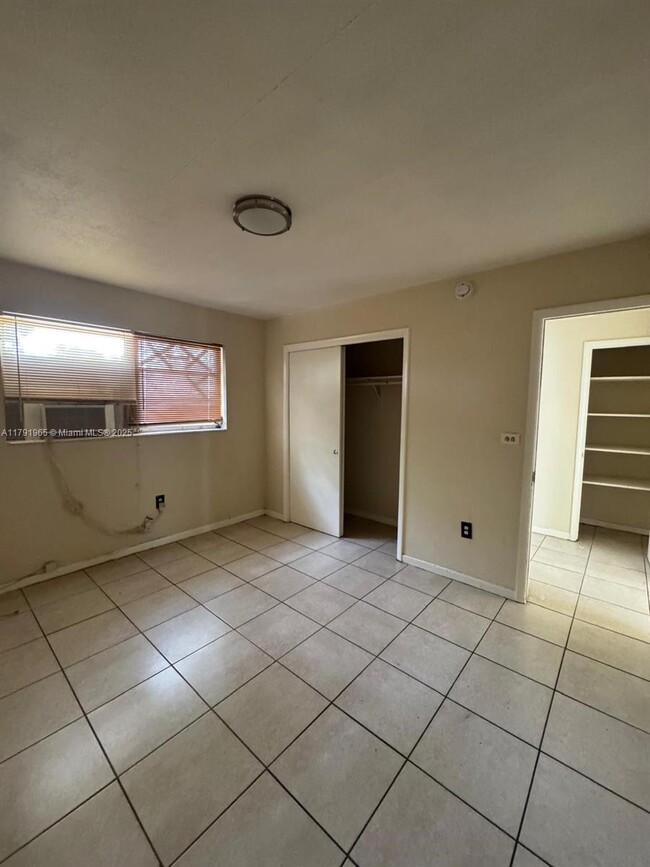 Building Photo - 151 NW 164th St