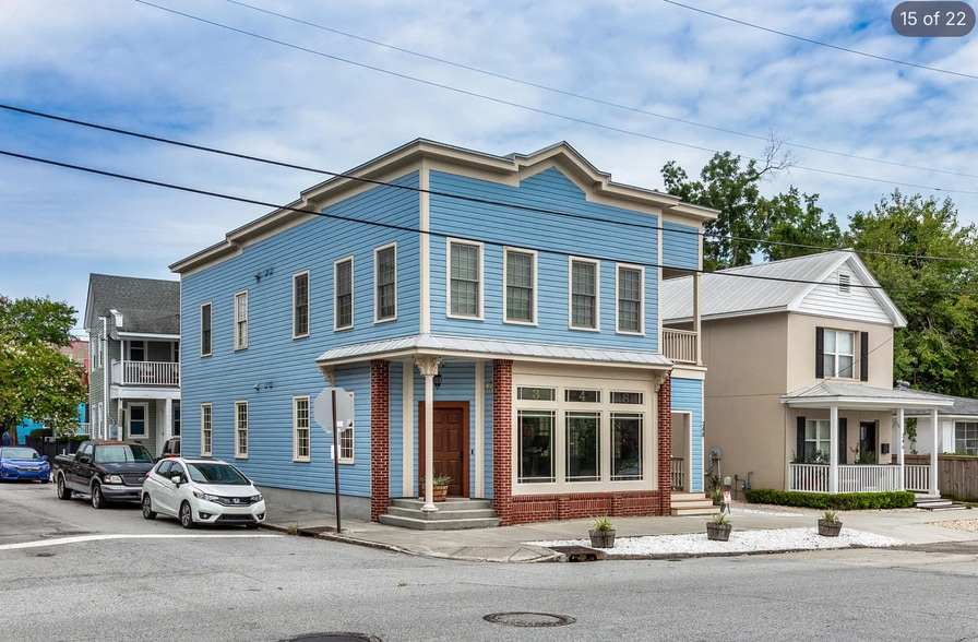 Building Photo - 348 Ashley Ave