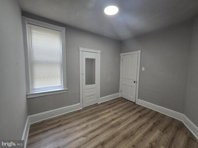 Building Photo - 4528 N 16th St