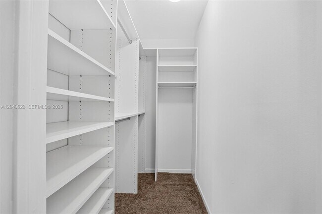 Building Photo - 9920 NW 68th Pl