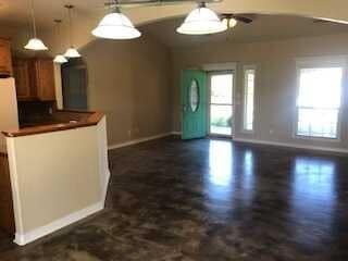 Building Photo - Beautiful 3 Bedroom Home in Tradewinds