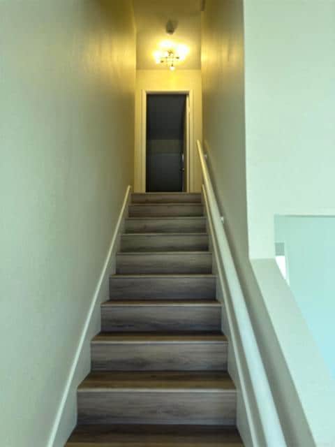 Building Photo - 6393 Viewpoint Ct