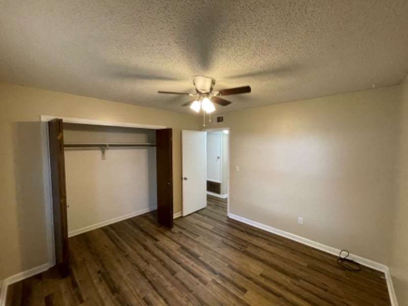 Building Photo - 85 7th St