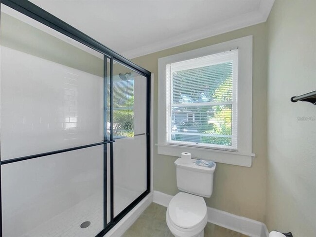 Building Photo - 614 8th St N