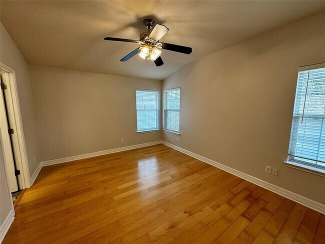 Building Photo - 16920 Brayton Park Dr