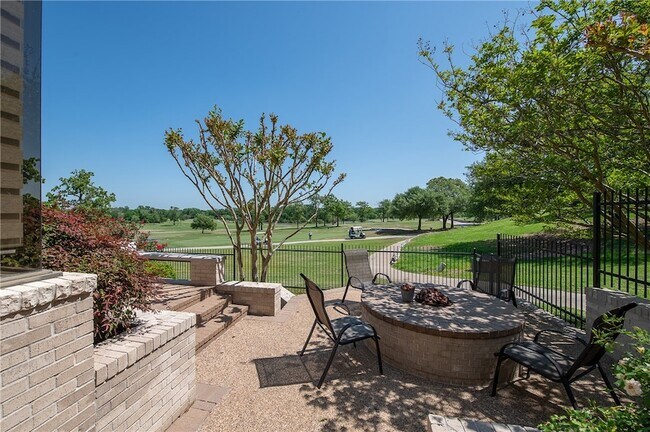 Building Photo - 4776 Stonebriar Cir