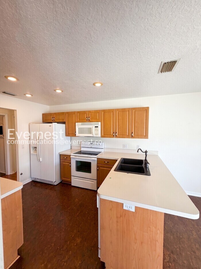 Building Photo - 6930 Frascati Loop