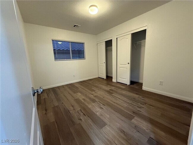 Building Photo - 661 Newquay Ct