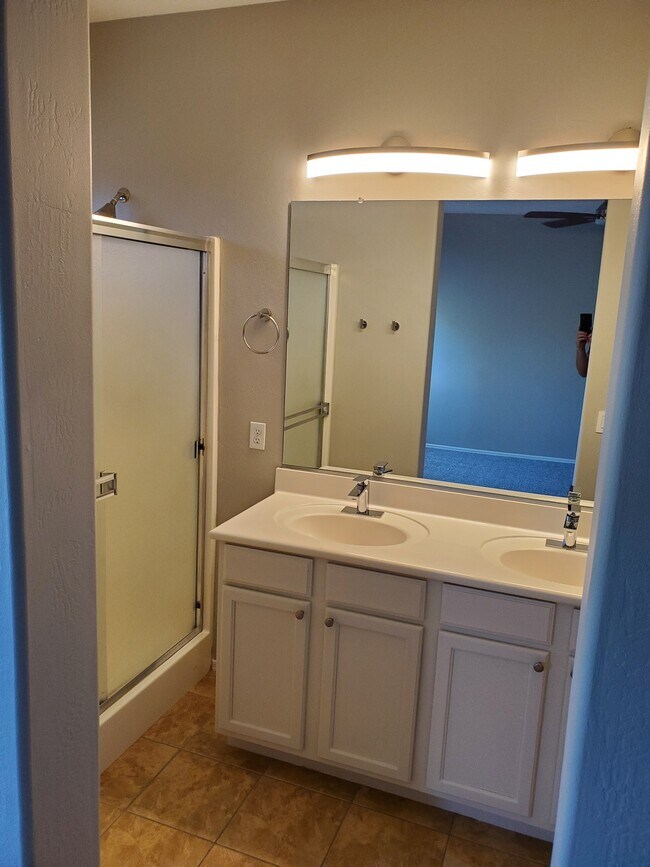 Building Photo - 17294 W Maui Ln