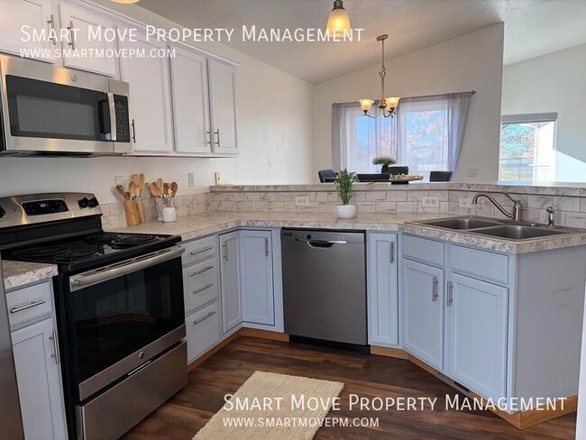 Building Photo - 5923 S Sweet Gum Way