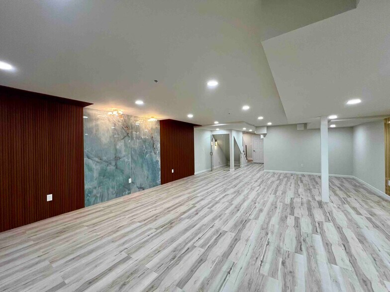 Building Photo - 3 Archer Dr