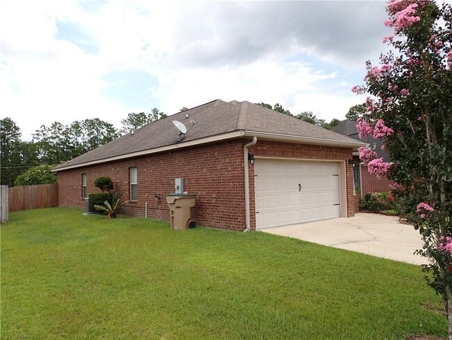 Building Photo - 3861 Branford Ct