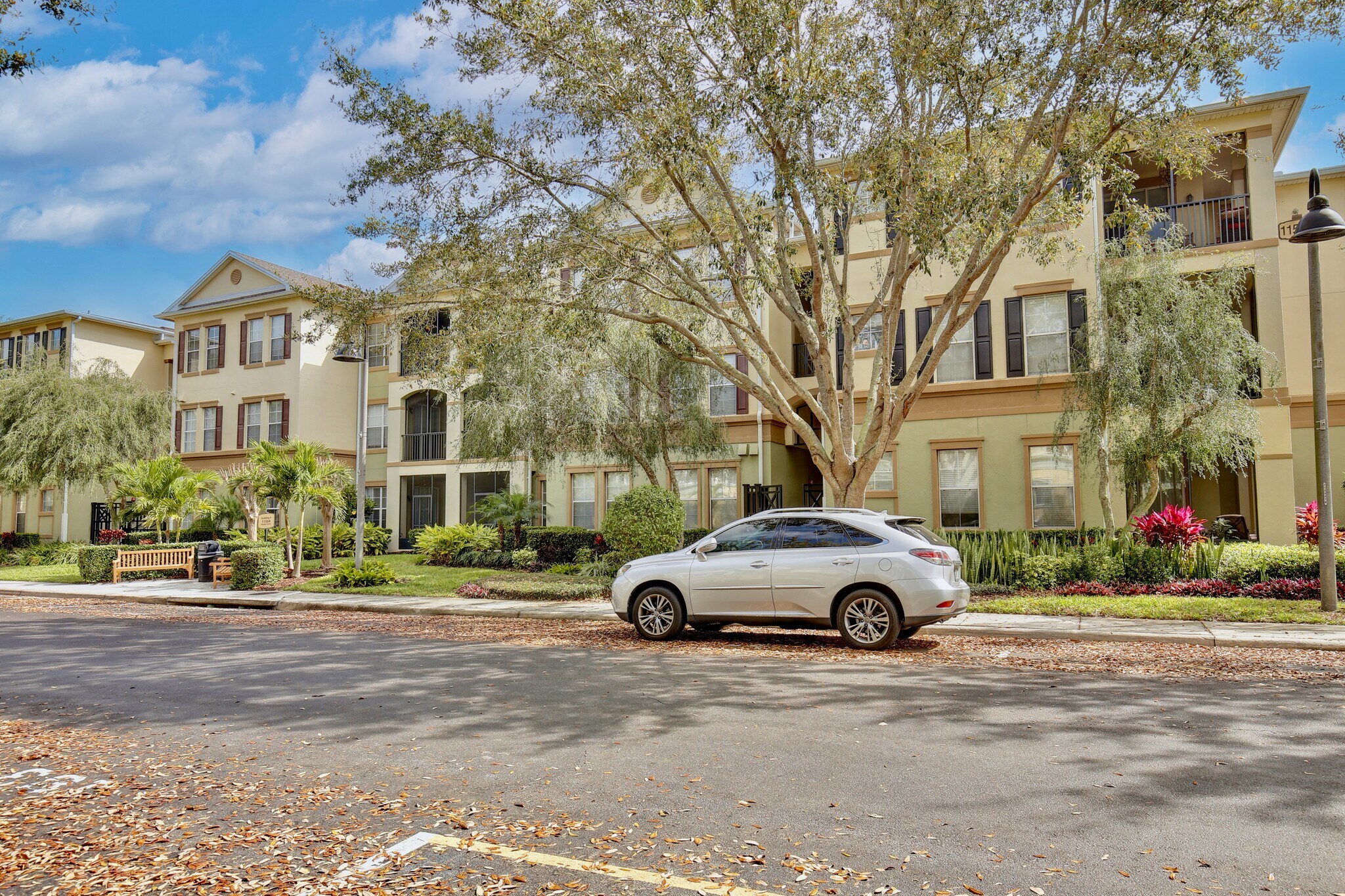 Building Photo - 11564 Mizzon Dr
