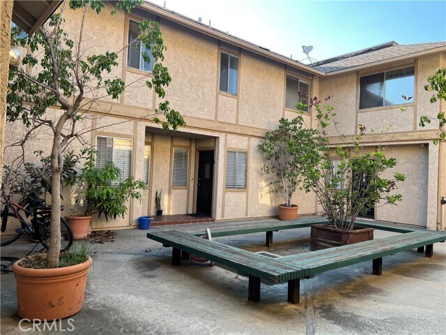Building Photo - 735 Arcadia Ave