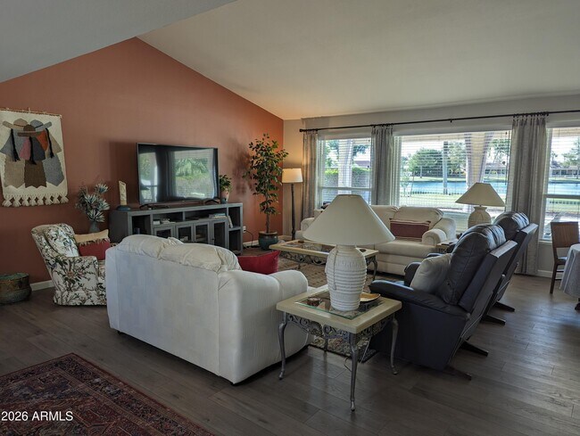 Building Photo - 25826 S Cedarcrest Dr