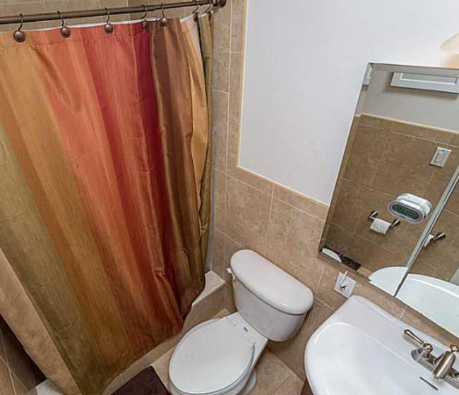 Building Photo - 9910 SW 73rd St