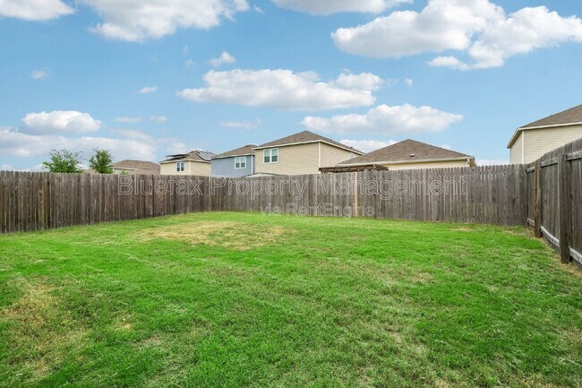 Building Photo - 14374 Palm Ridge