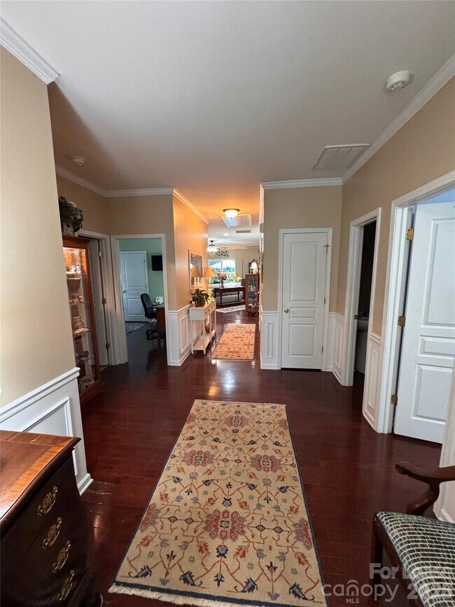 Building Photo - 9909 Adelie Ct