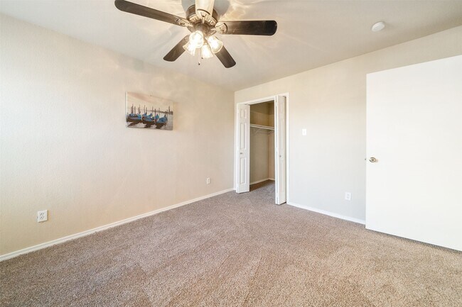 Building Photo - 10630 Westbrae Pkwy