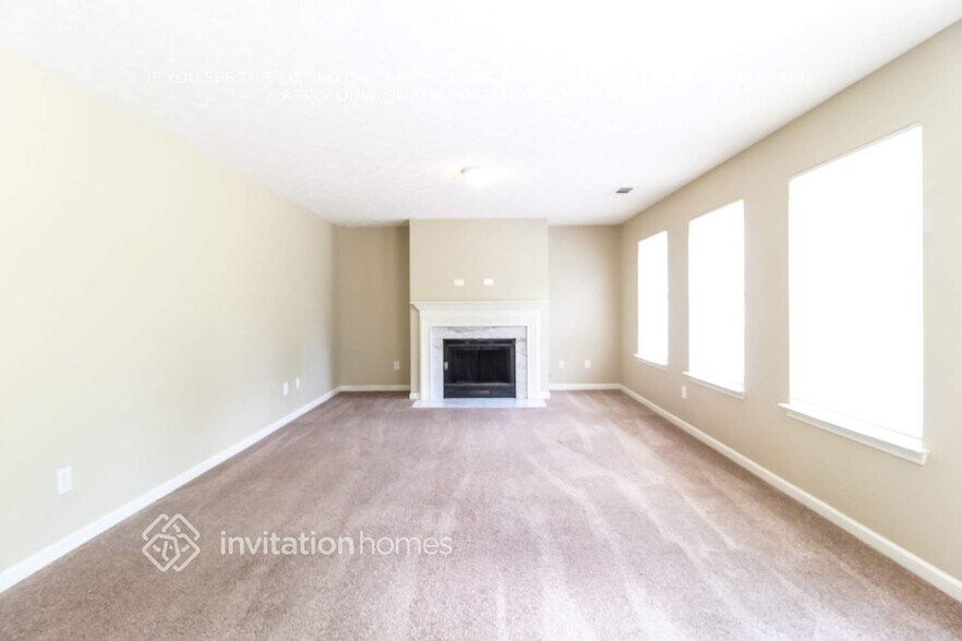 Building Photo - 714 Hillmont Dr