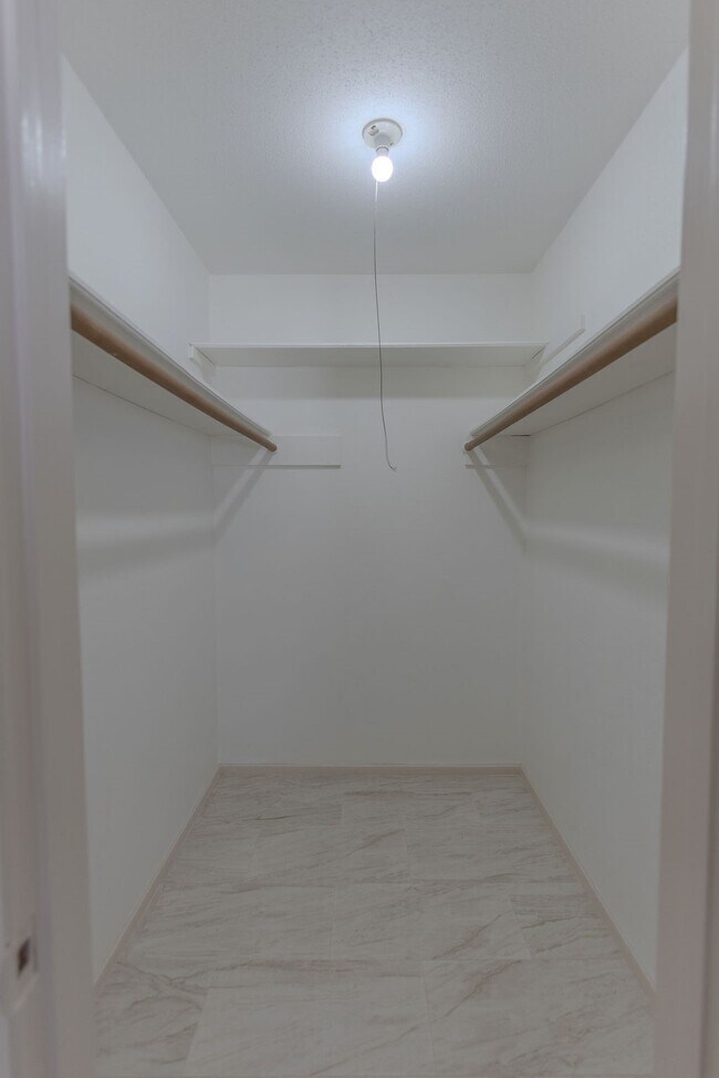 Building Photo - 9806 Cane Creek Dr