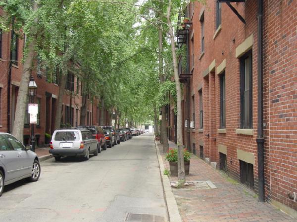Building Photo - 33 Gray St