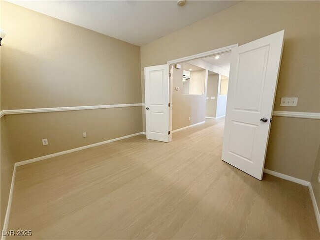Building Photo - 11143 Ash Mountain St