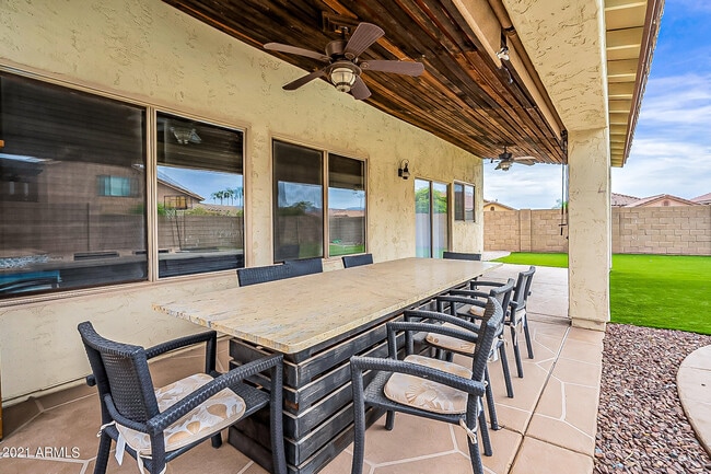 Building Photo - 16010 S 17th Dr