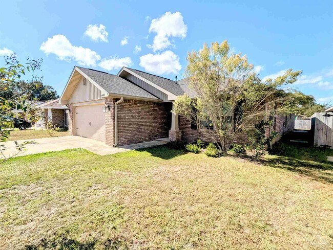 Building Photo - 4411 Fiske St