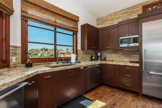 Building Photo - 2260 El Amigo Rd