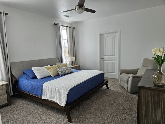 Building Photo - 6906 Brisco Rd