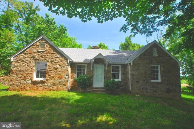 Building Photo - 23131 Oakham Farm Ln