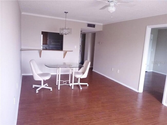 Building Photo - 4109 Lake Bayshore Dr