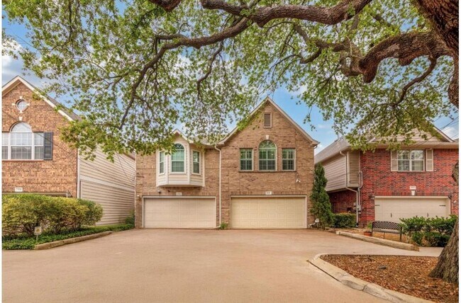 Primary Photo - 1524 Birdsall St