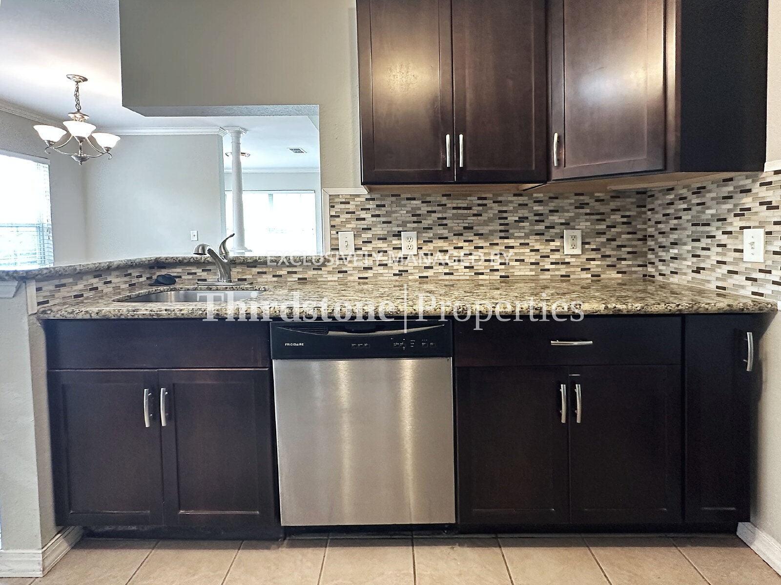 Building Photo - 7800 Point Meadows Dr