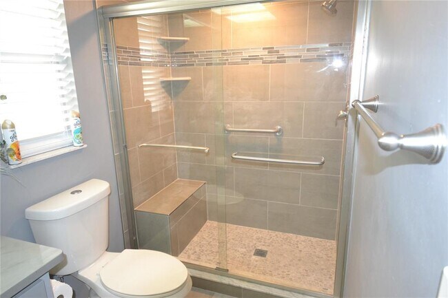 Building Photo - 3276 Buckhorn Dr