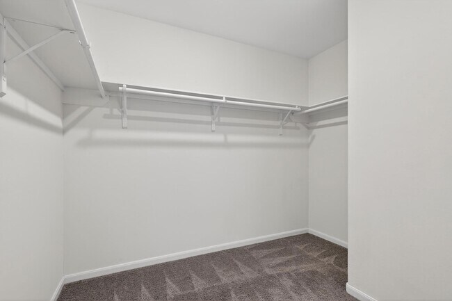 Building Photo - 3322 Nila Crk Dr