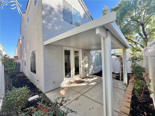 Building Photo - 6164 Bridgeport Hills Ave