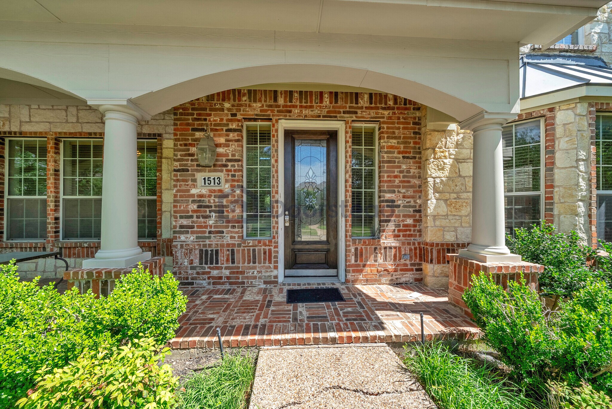Building Photo - 1513 Van Winkle Dr
