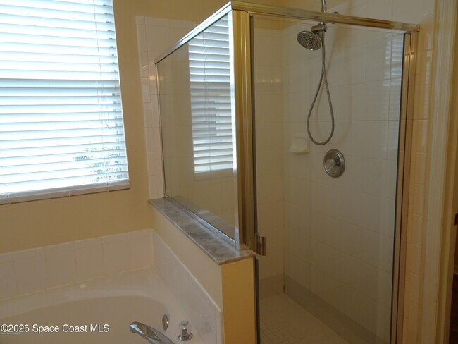 Building Photo - 3930 Caparosa Cir