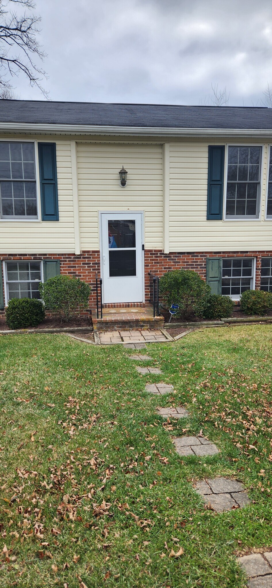 Building Photo - 226 Allison Ave