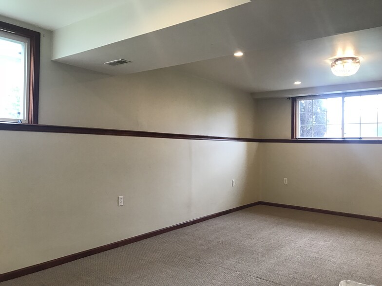 Basement view to front - 3843 West De Blaay Ct SE