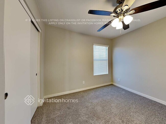 Building Photo - 11178 W Garfield St