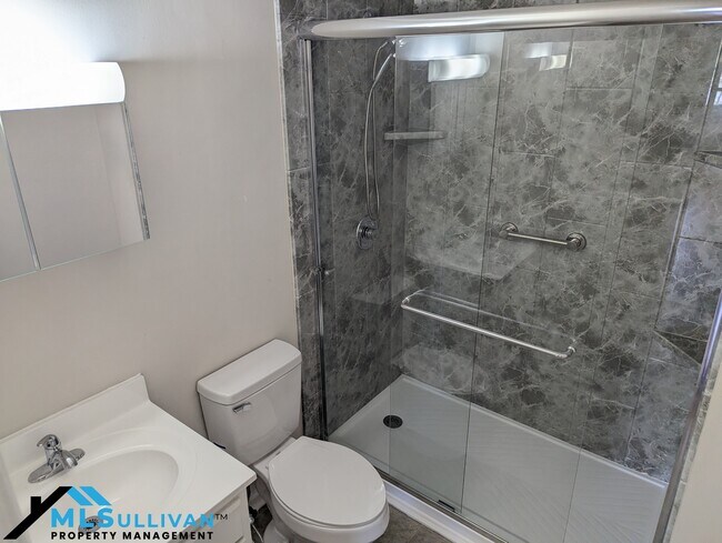 Building Photo - 4008 Ludgate Dr