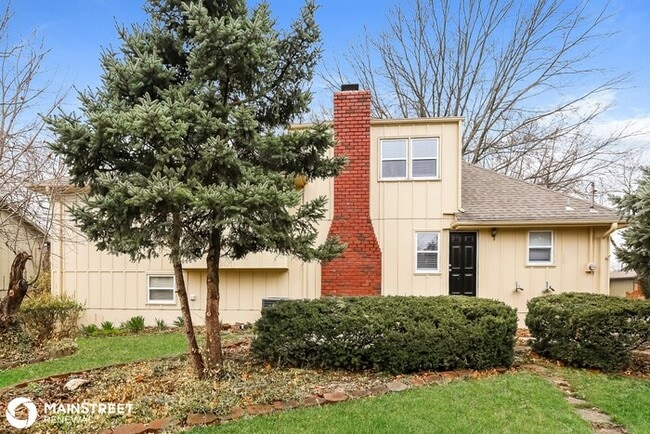 Building Photo - 3909 S Summit Ridge Dr