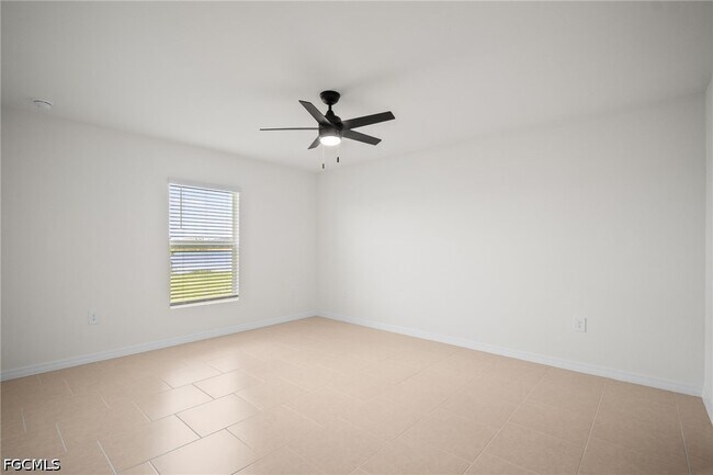 Building Photo - 17633 Paradiso Wy