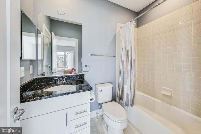 Building Photo - 1458 Piccard Dr