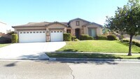 Building Photo - Single Story 4 BR 2.5 BA  Home On Cul-de-s...