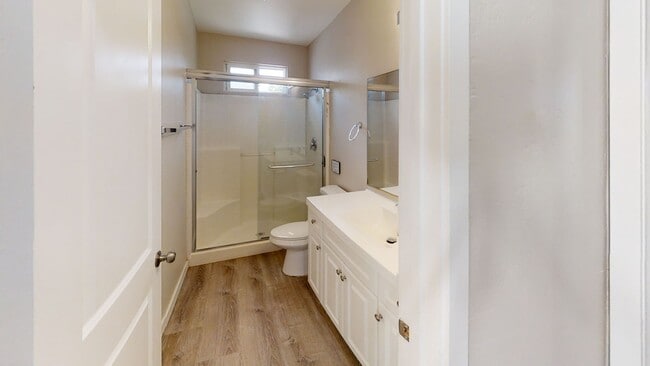 Building Photo - Beautiful 7BD/4BA on Mary